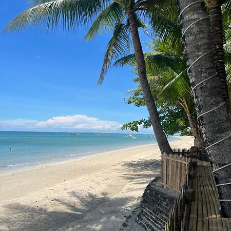 Treasure Beach Resort Carles Bagian luar foto