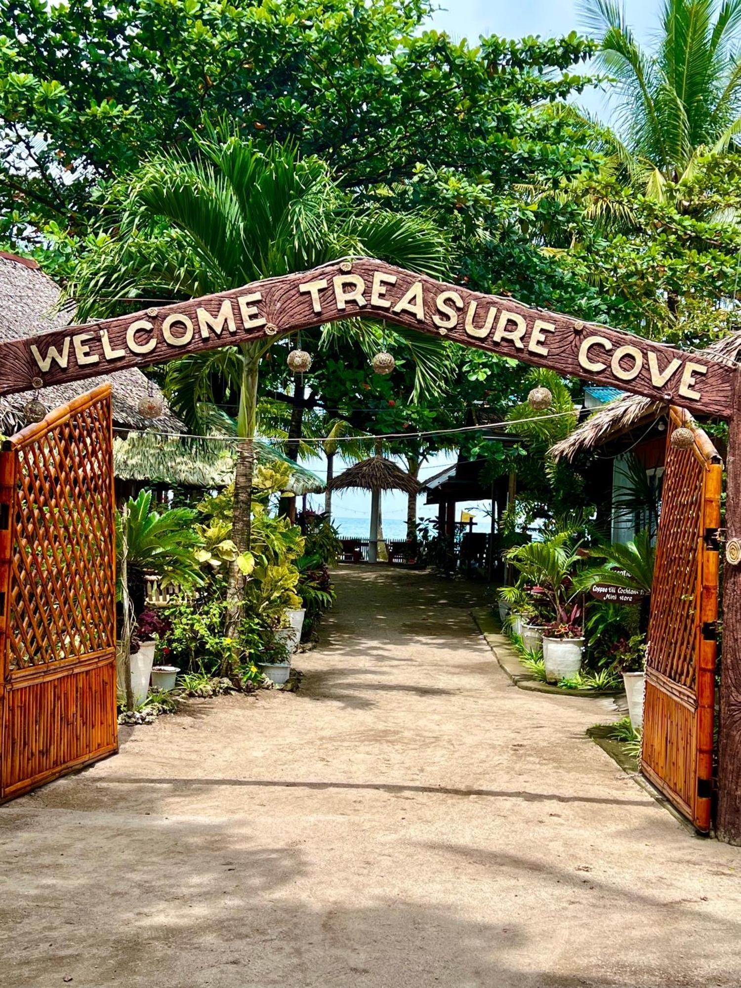 Treasure Beach Resort Carles Bagian luar foto