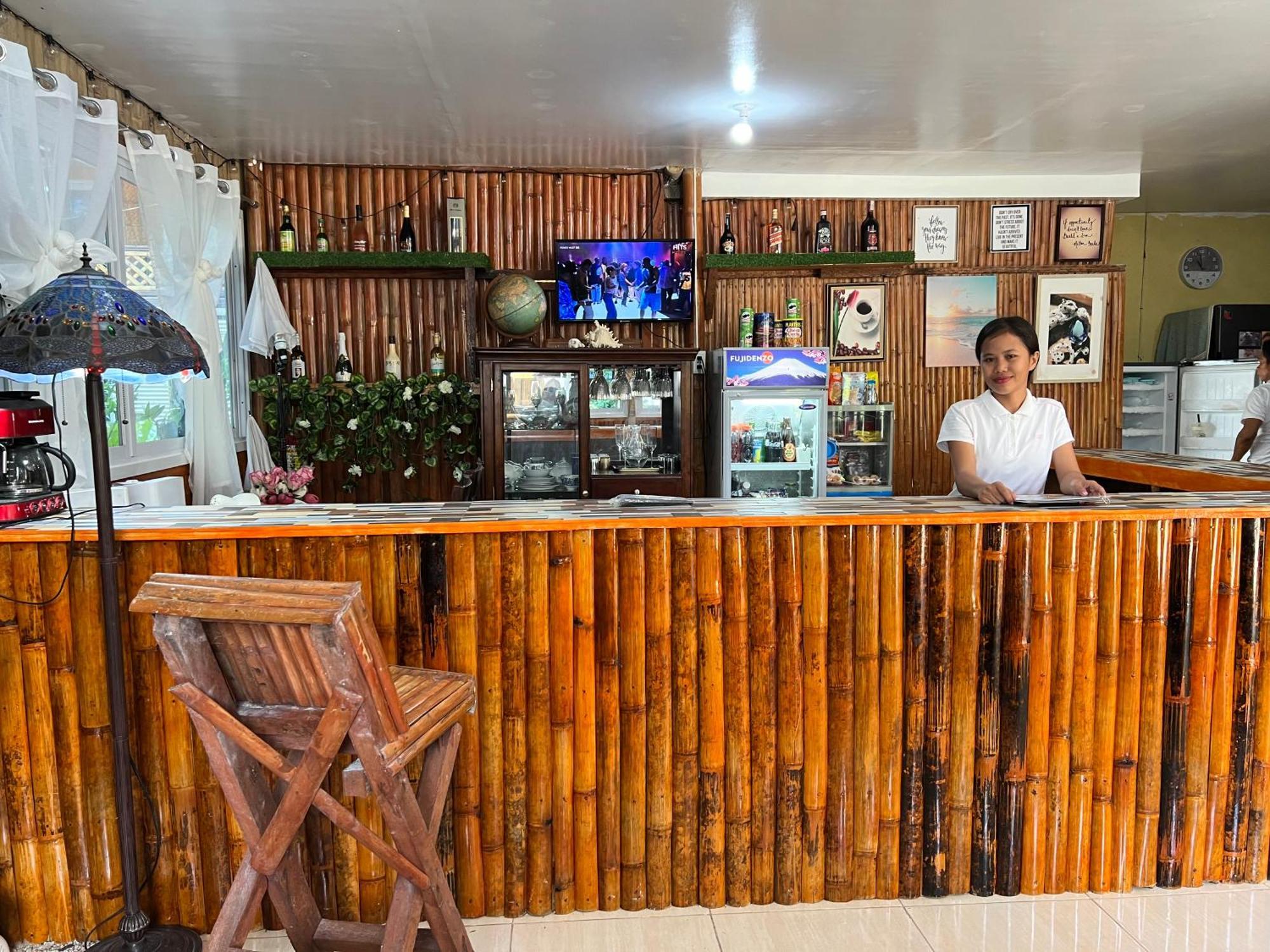 Treasure Beach Resort Carles Bagian luar foto